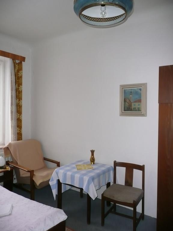 Apartment Trojska Praha Eksteriør bilde